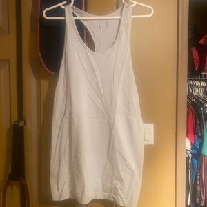 White copper charged tank